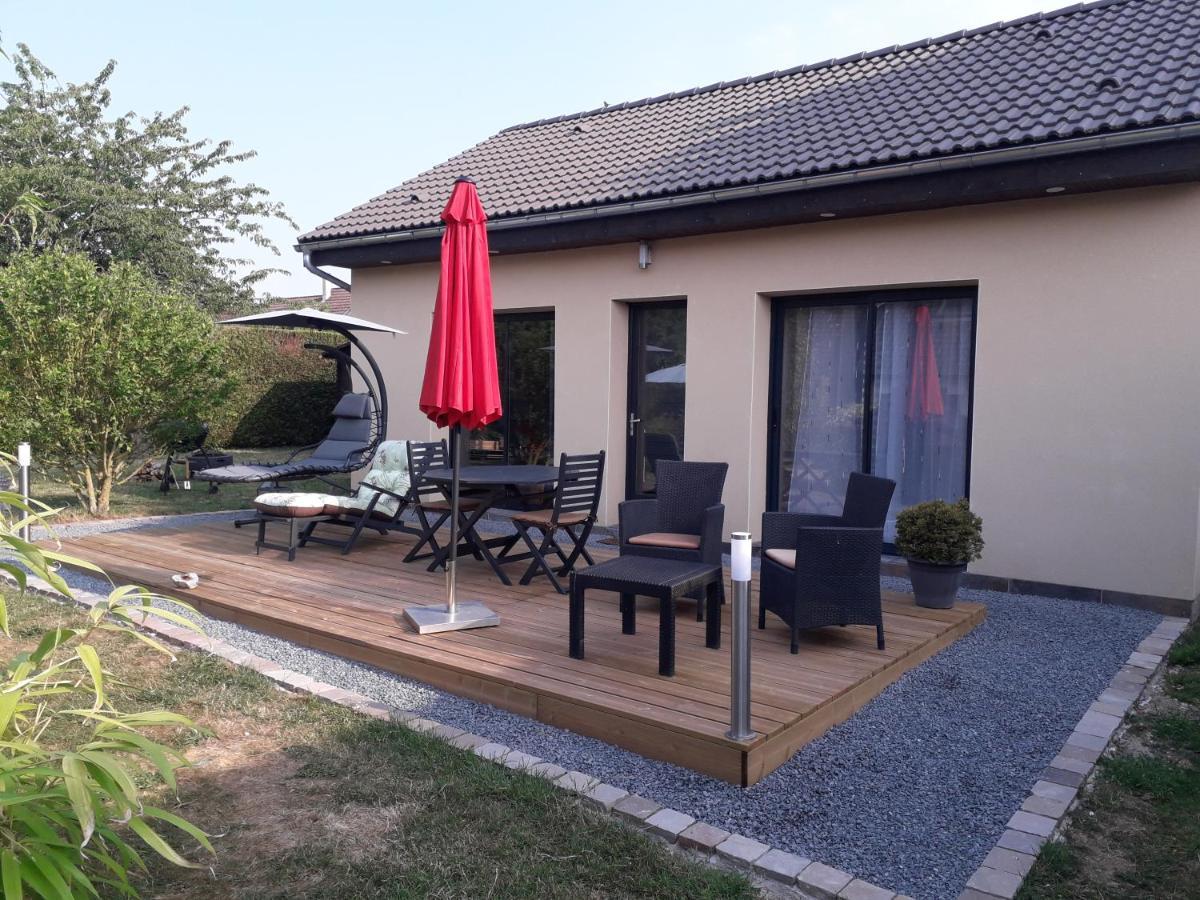 Gite Avec Option Bien-Etre Sur La Veloscenie Montigny-le-Chartif Exterior photo